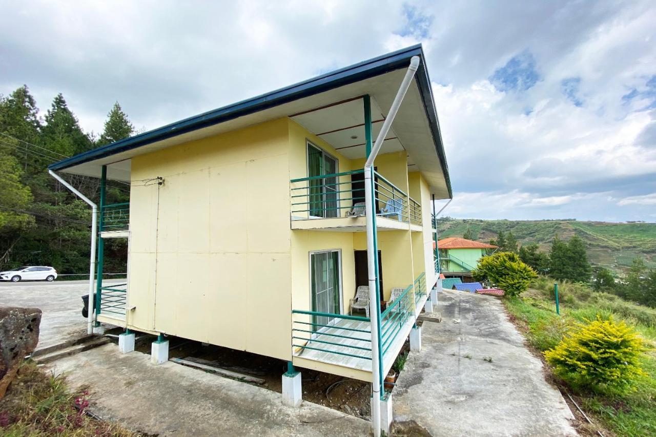Oyo 90257 Rocky Mountain Lodge Kampong Kundassan Dış mekan fotoğraf